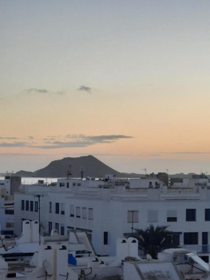 Sun & Surf Loft, Near Main Street And Beach, Wifi Fiber, Winter Garden With Sea View كوراليهو المظهر الخارجي الصورة